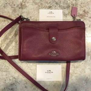 Coach Noa Pop Up Messenger Wallet Phone